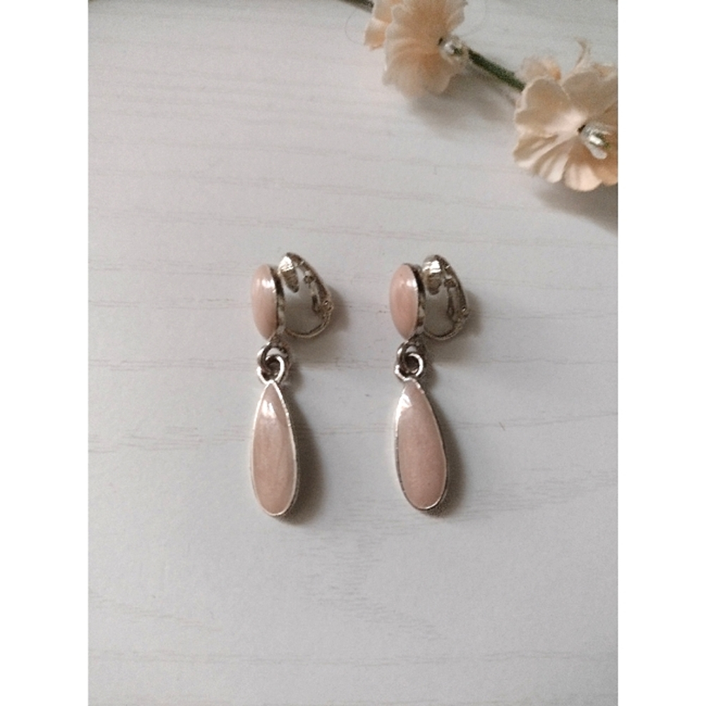 Vintage Avon Clip on Enamel Tear Drop Earrings